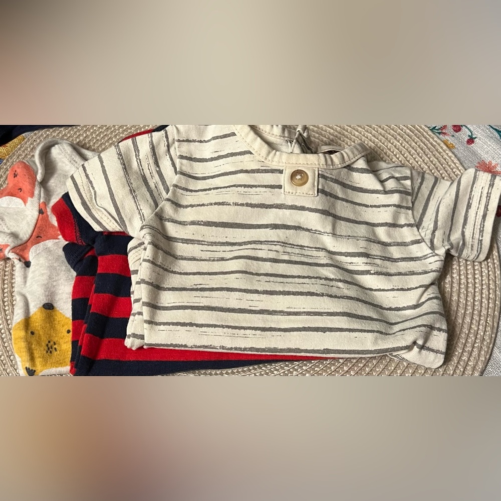 Baby Boy 3 Month Short Sleeve Onesie Bundle Of Three Total Mixed Brands